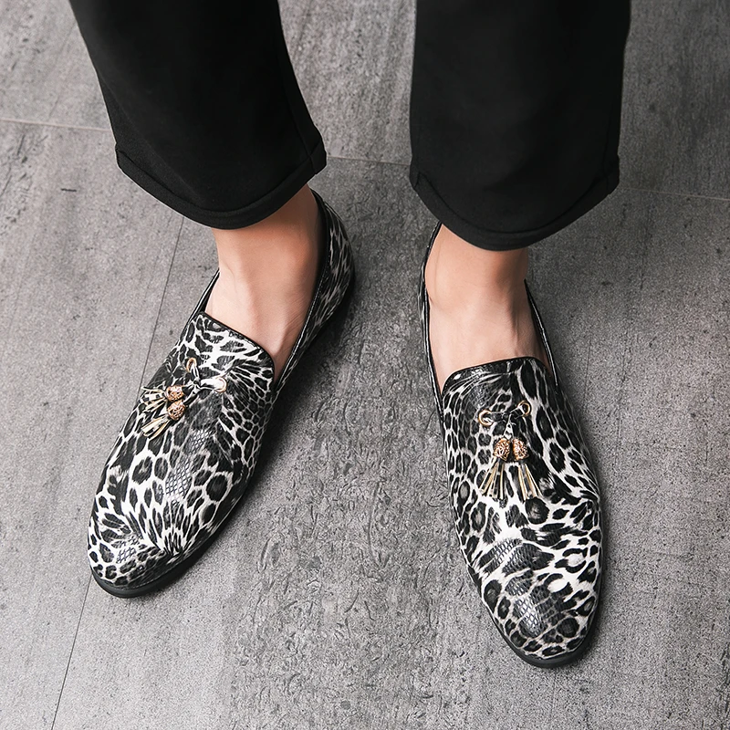 Мокасины мужские кожаные туфли на плоской подошве лоферы бахрома британский