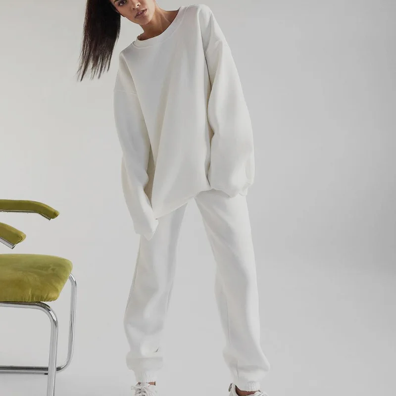 

2021 autumn and winter new fashion women's Plush solid color Top + loose pants sports and leisure two-piece set