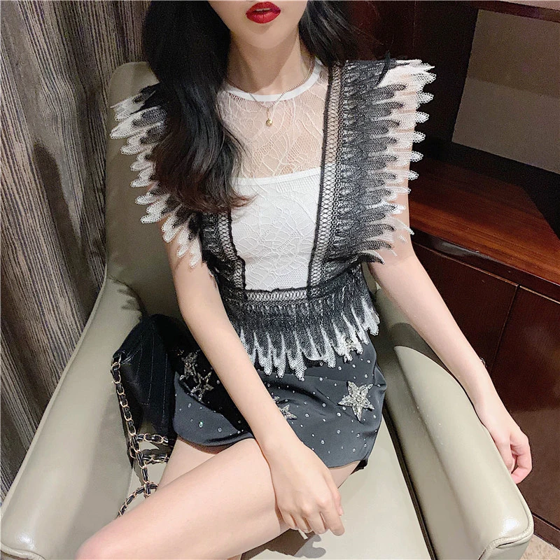 Женский комплект из 2 предметов блузка без рукавов с кружевной отделкой и