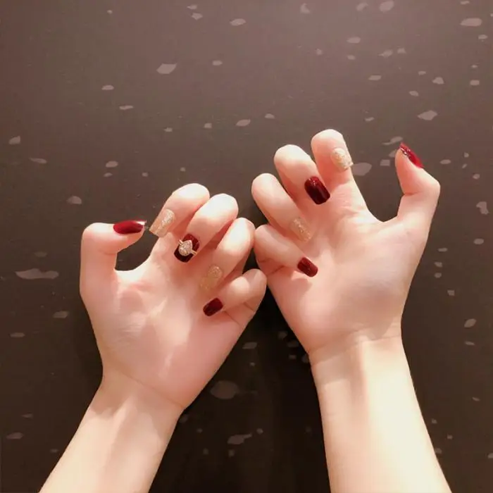 24pcGirls мода Красного золотистого цвета глиттер накладные ногти дамы элегантный полное покрытие горный хрусталь Декор накладные ногти с клеем