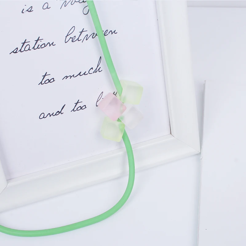 

YD&YDBZ New Pink Square Bead Pendant Necklace For Women Exquisite Green Rubber Rope Chain Long Necklaces Festival Jewelry Gift