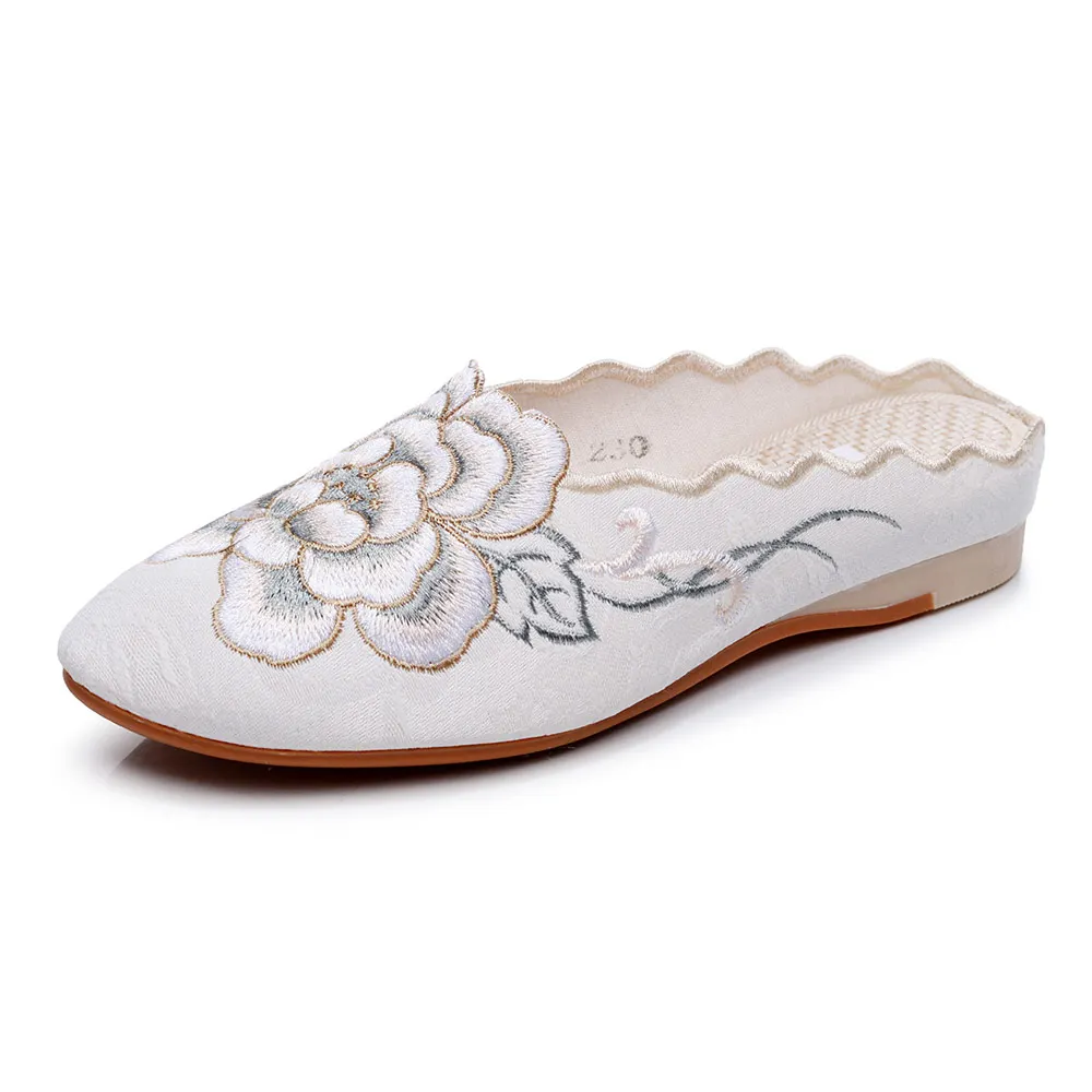 

Vintage Flowers Embroidered Jacquard Ladies Shoes All Seasons Comfort Elegant Soft Sliders Slippers For Women