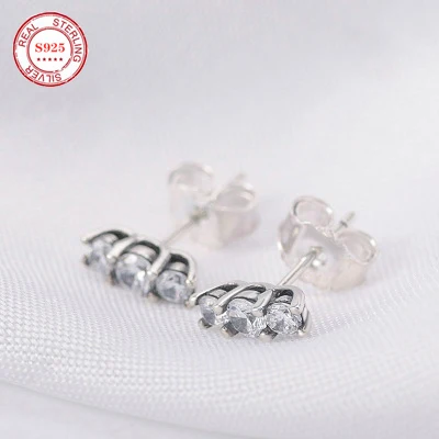 

S925 sterling silver simple small earrings, fairy tale light shining zircon earrings