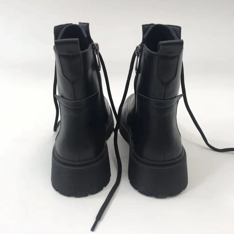 Черные Ботинки martin на шнуровке; женские ботильоны на низком каблуке из сверхтонкого волокна; Женская Осенняя мода года; ботинки на толстой платформе; женская обувь