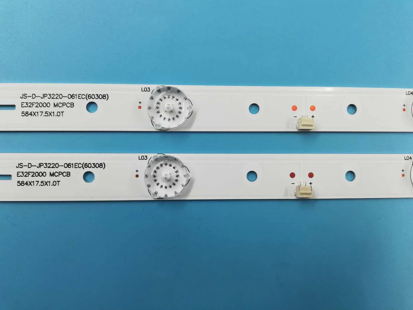 1Set=2pcs New For NUOVA LED Backlight Strip JS-D-JP3220-061EC XS-D-JP3220-061EC E32F2000 MCPCB | Лампы и освещение
