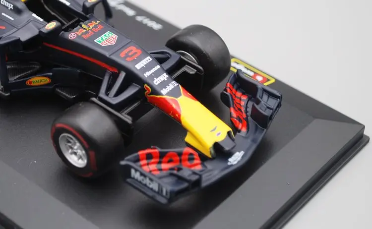 Bburago 1/32 1:32 Red Bull TAG Heuer RB13 No3 Daniel Ricciardo F1 formal 1 автомобиль литой дисплей модель игрушка