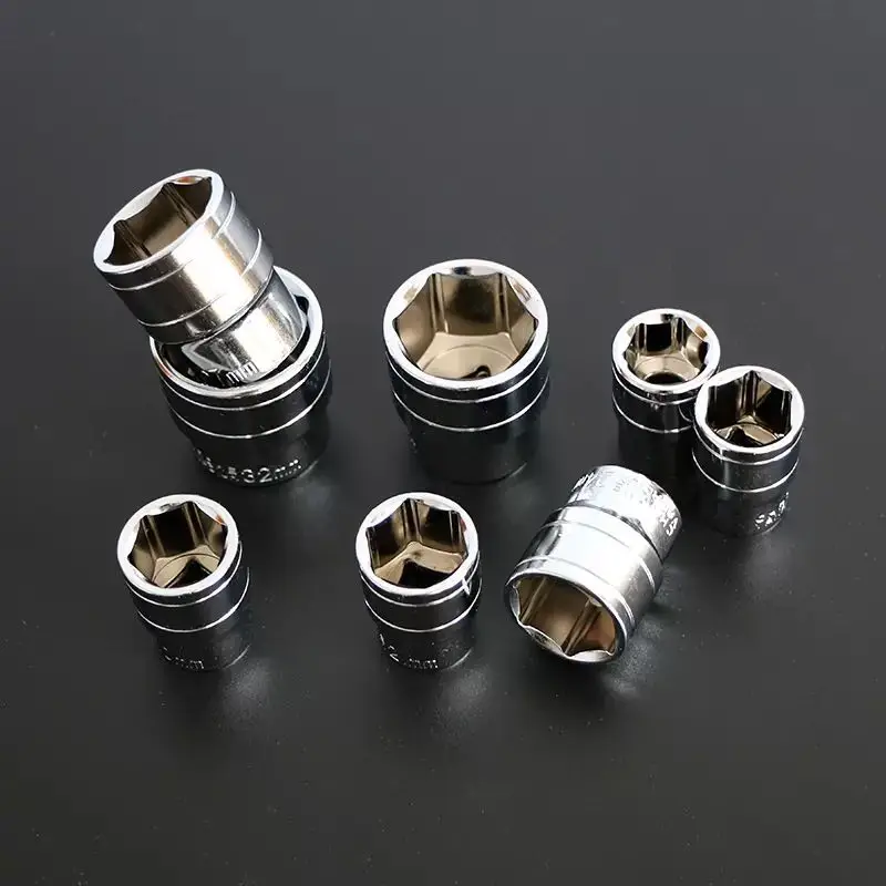 61 pcs /set Socket Wrench Set Spanner Car Ship Machine Repair Service Tools Kit with Heavy Duty Ratchet |