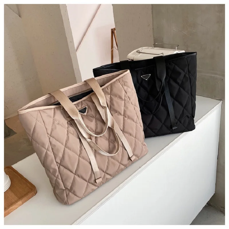 

Womens Large Capacity Nylon Tote Bag Vintage Quilted Pattern Solid Color Office Work Travel Casual Shoulder Handbag