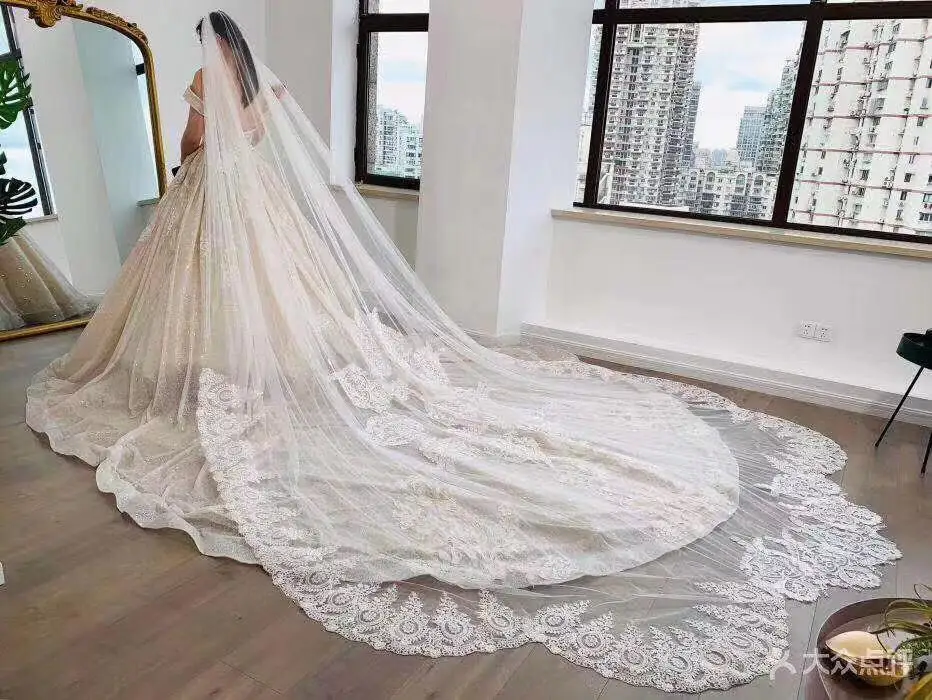 Фата свадебная с гребнем и кружевными бусинами 2018 белый/цвет слоновой кости