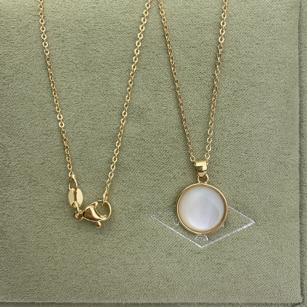 

Round Coin Pendant Choker Necklace For Women Dainty Natural White Mother of Pearl Shell Girl Gift Jewelry