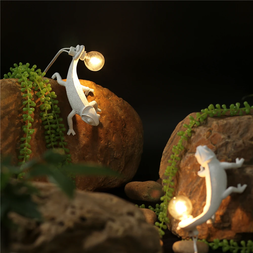 

Night Light Modern Cute LED Resin Animal Chameleon Table Desk Study Lamp Bedroom Living Dining Room Home Deco Light Fixtures