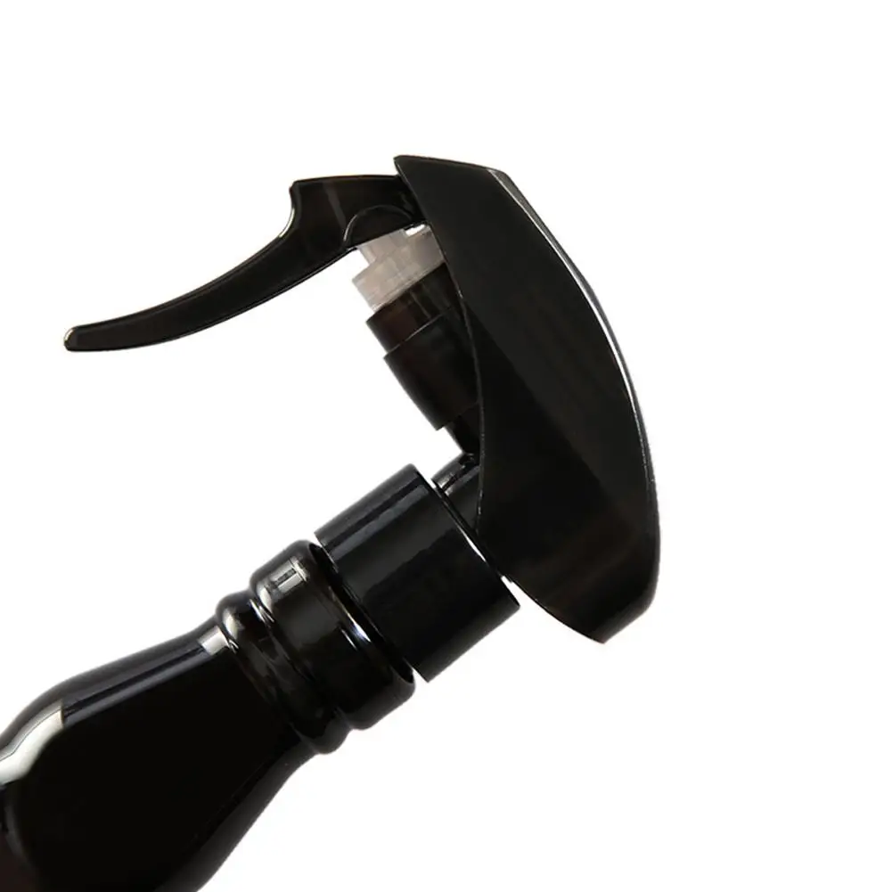 

200ml Winebottle-shape Retro Sprayer Multi-function Push Type Water Spray Bottle Multi-color Bottle Hairdressing Sprayer Tool
