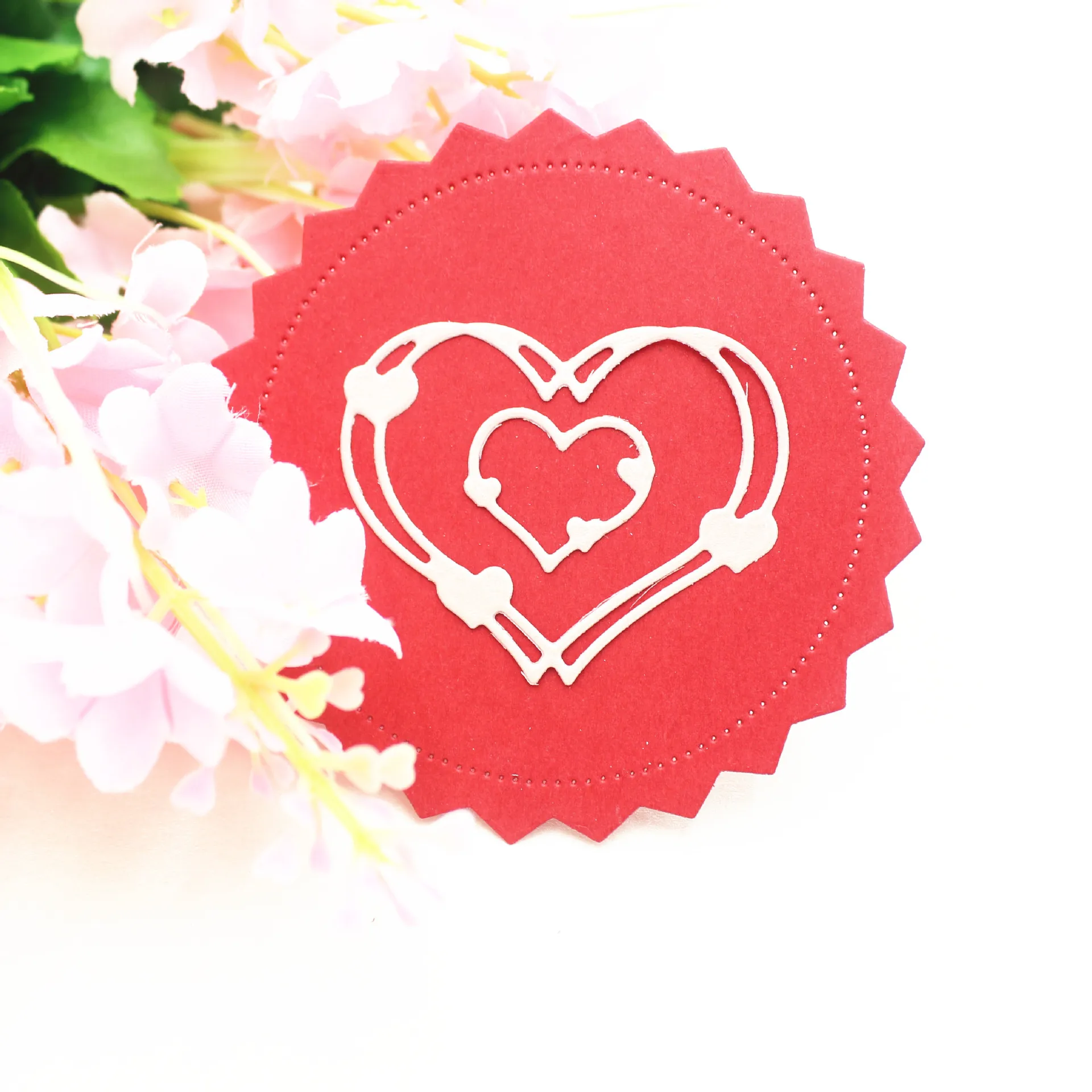 Любовь Сердце формы металлические режущие штампы Трафаретный Скрапбукинг
