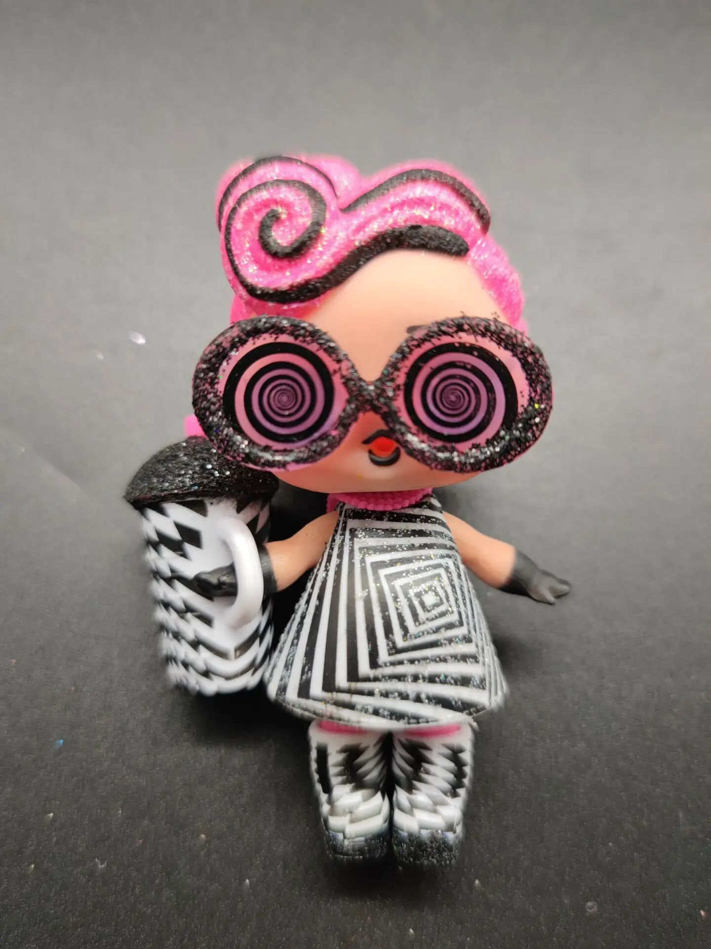 

Original LOL surprise doll big doll 8cmL.O.L SURPRISE!surprise doll flash sister doll accessories girl play house toy