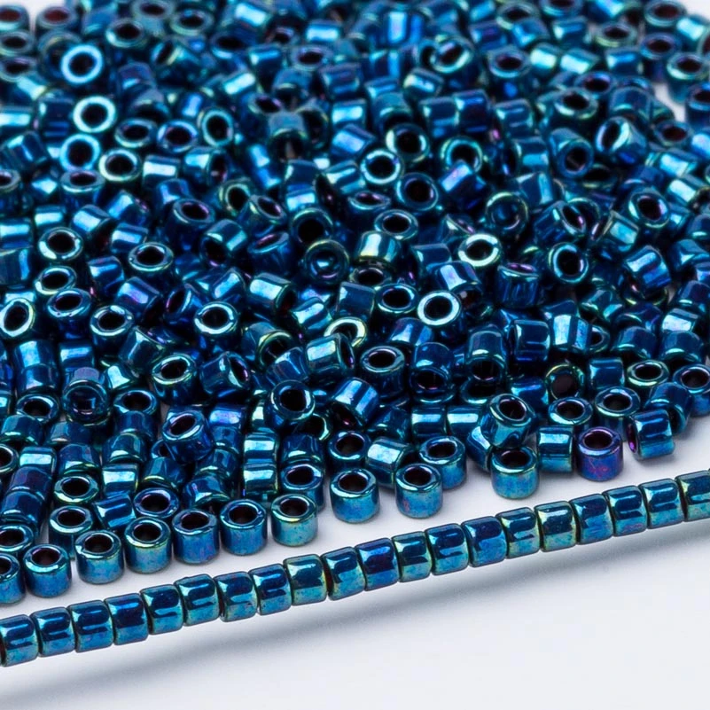 Taidian Miyuki Delica Seed Bead 11/0 для Broderie De Perles Francaises непрозрачный белый DB1-40 1,6x1,3 мм около 1000 штук - Color: miyuki-DB2
