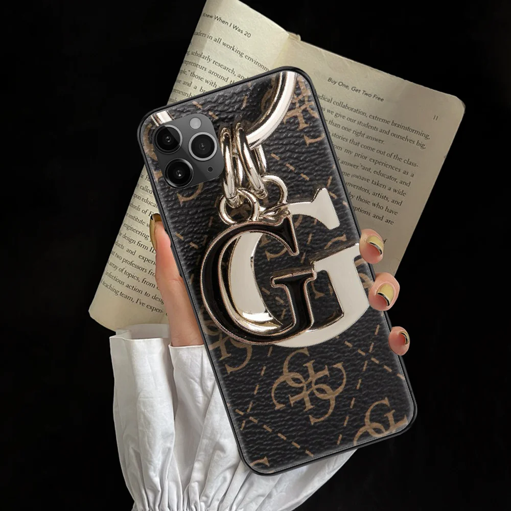 

Fashion guesses Brand Phone Case Cover Hull For iphone 5 5s se 2 6 6s 7 8 12 mini plus X XS XR 11 PRO MAX black painting back