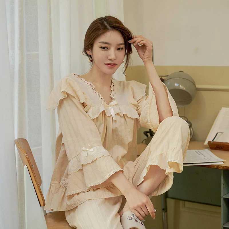 

Spring new women's long-sleeved cotton pajamas suit spring and autumn Japanese cotton thin style home service two-piece suit