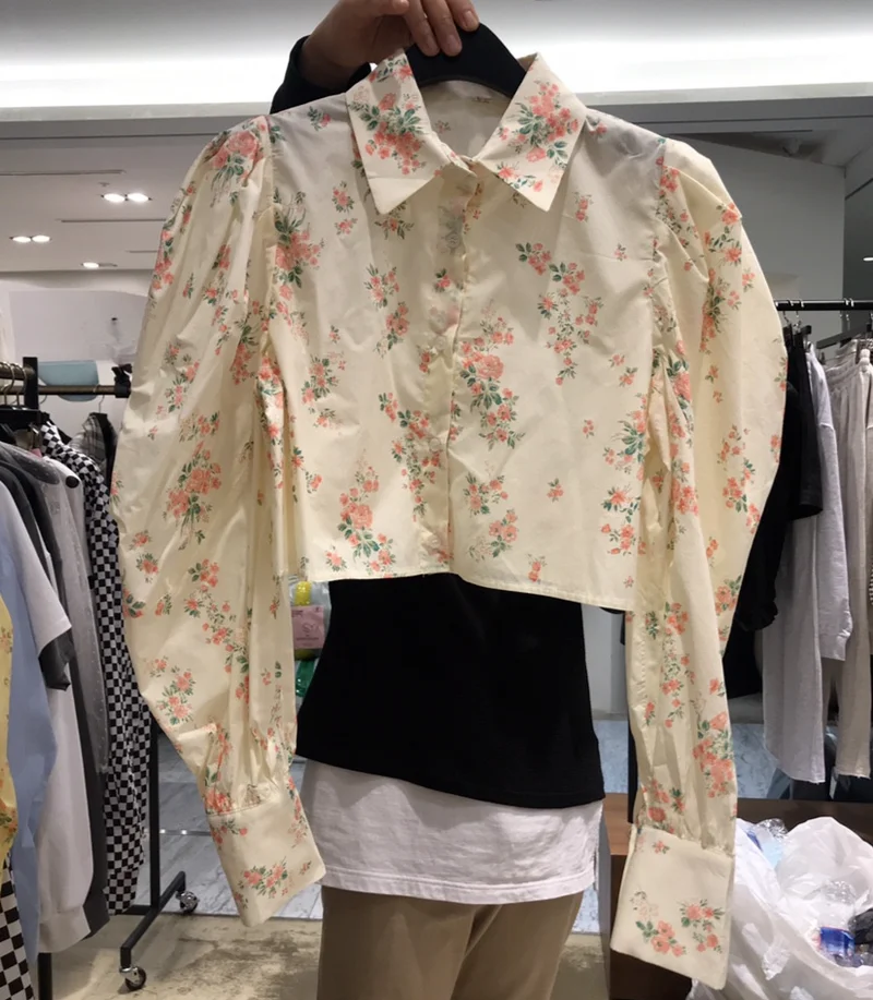 

New Vintage Print Women Short Blouses Shirts Korean Fashion Puff Long Sleeve Ladies Crop Tops 2021 Sweet Blusas Mujer