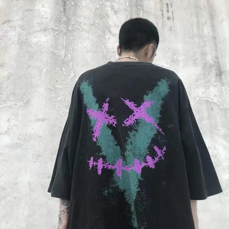 

T-shirt Men And Women Hip-hop Style 2021 Summer Dark Graffiti Printing Couple Loose Short-sleeved Top Aesthetic Harajuku