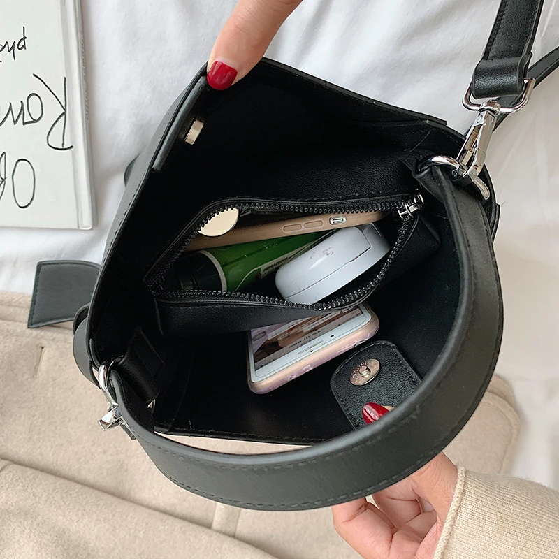 Сумка тоут женская с регулируемыми широкими ремешками модная вместительная