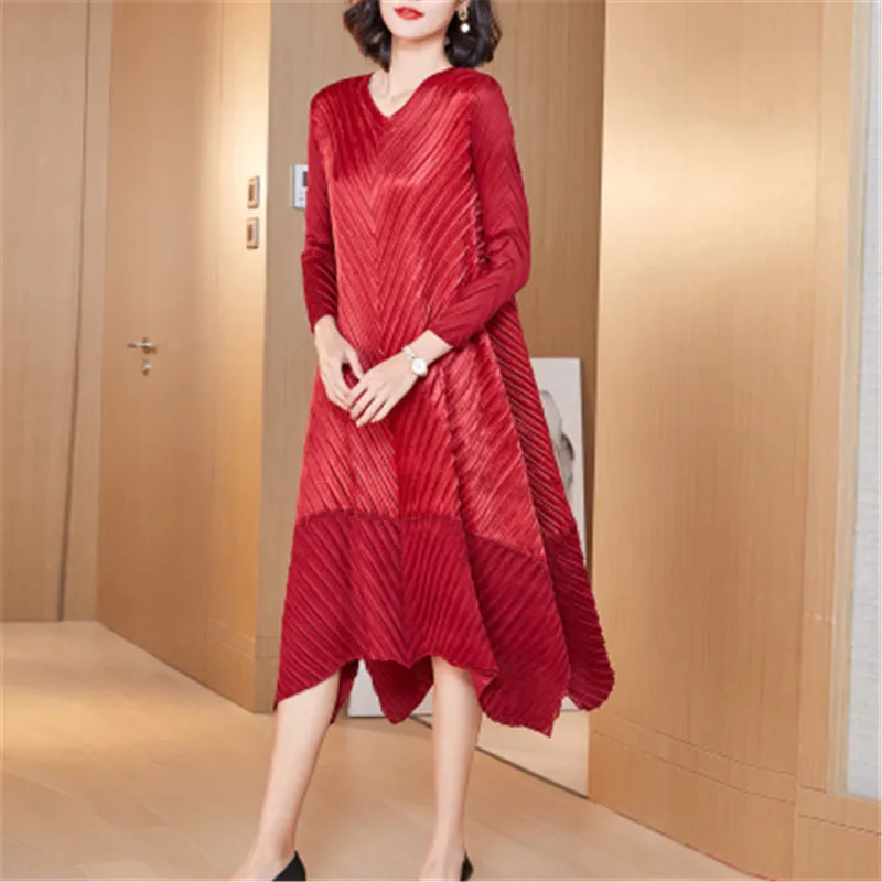 

Французский размера плюс платье 2021; Сезон весна-осень; Мияки новый все-матч модное простроченное платье с сплошной цвет Miyake плиссированное ...