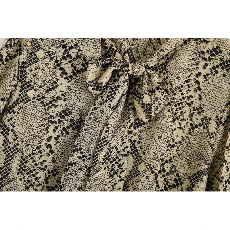 

YOSIBCD Women 2021 Fashion Snake Print Ruffled Loose Blouses Vintage Bow Tied Collar Long Sleeve Female Shirts Chic Tops
