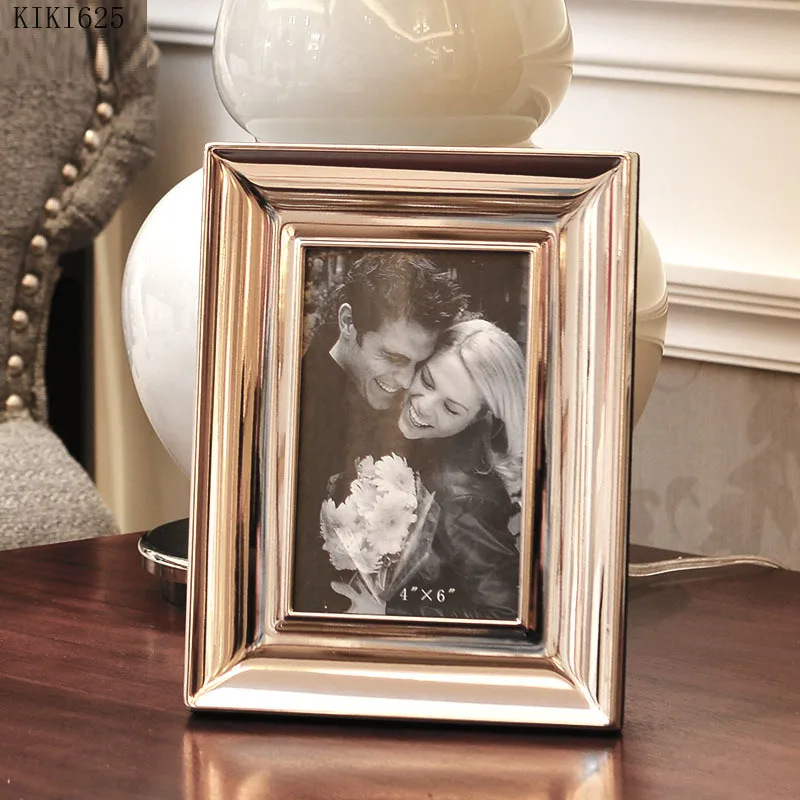 

6/7 Inch Alloy Picture Frames Silvery Metal Photo Frame Nightstand Family Portrait Desk Decor Home Decoration Accessories Modern