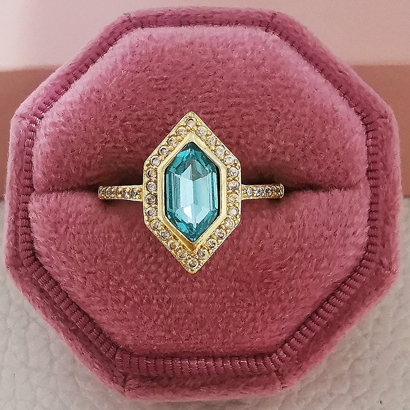 

2021 new luxury blue gold color pear engagement ring for women lady anniversary gift jewelry bulk sell bague femme R5231