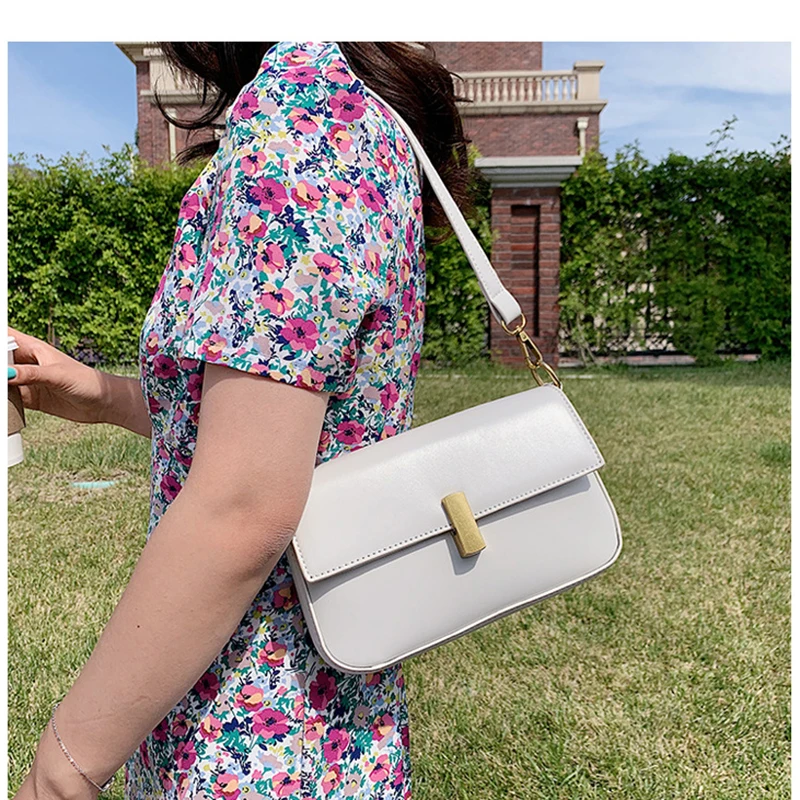 Белая сумка-багет сумки сумка на плечо летние через для женщин 2020 тренд роскошный