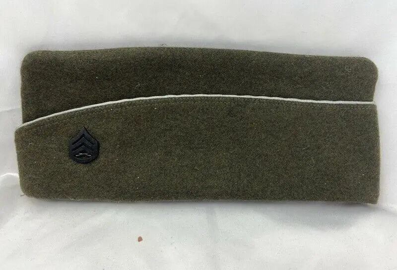 Американский шерстяной гарнизон времен 2 мировой войны шапка и военный корпус