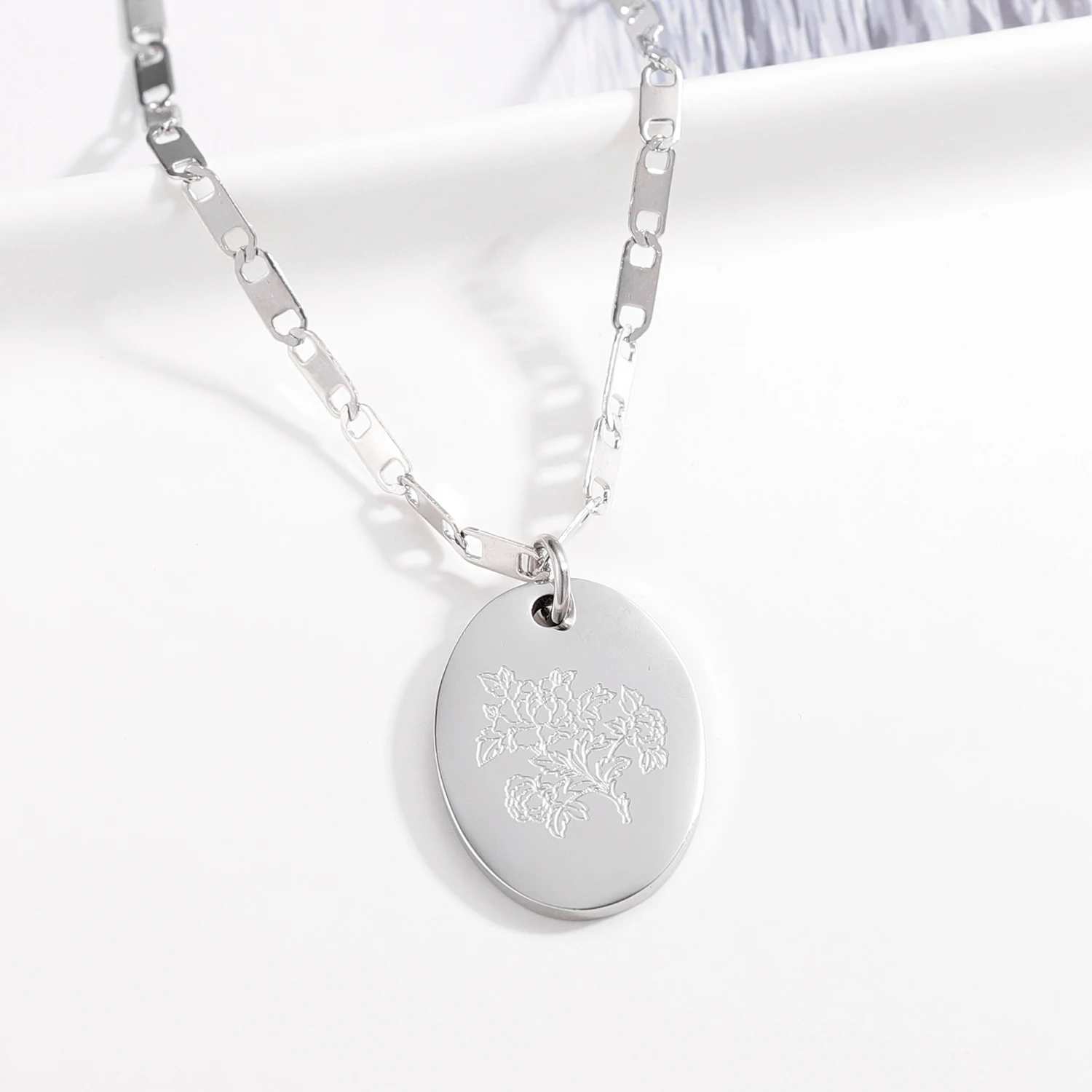 Персонализированное ожерелье с цветком подвеска золотым диском из нержавеющей