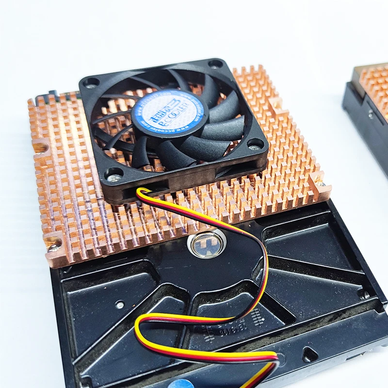 

Copper Backplane Radiator cooling heat sink for 3.5-inch mechanical hard drive radiator back plate heat sink