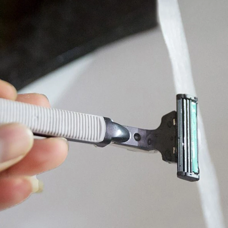 

Professional Men Double Blade Head Floating Cutter Head Razor Portable 2 Tool Holders and 42 Tool Heads Set for Male Shaving