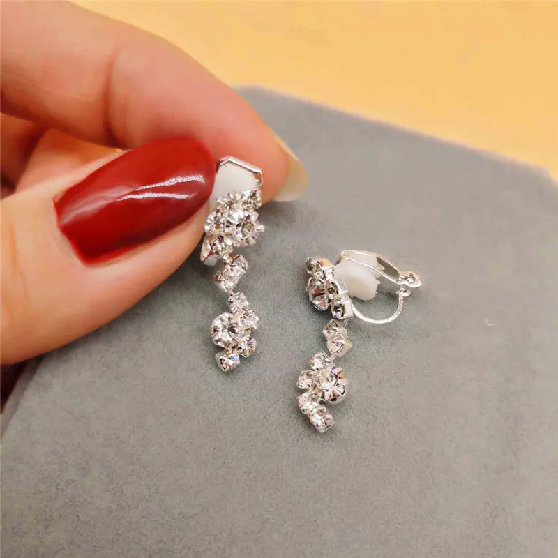 

Luxury Female White Crystal Jewelry Set Cute Silver Color Wedding Stud Earrings For Women Boho Bridal Geometry Chain Necklace
