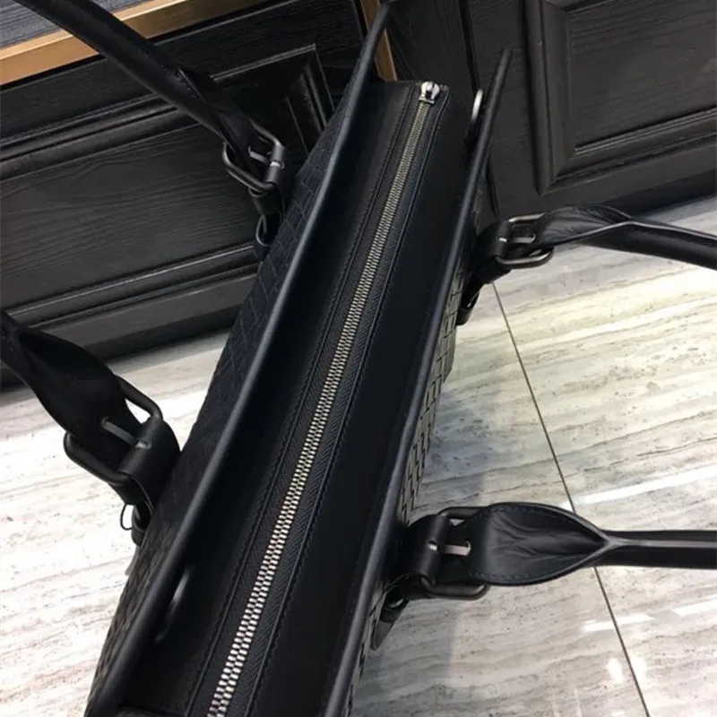 сумка мужская briefcase Men's computer bag Fashion business package High quality woven bag High end real leather bag