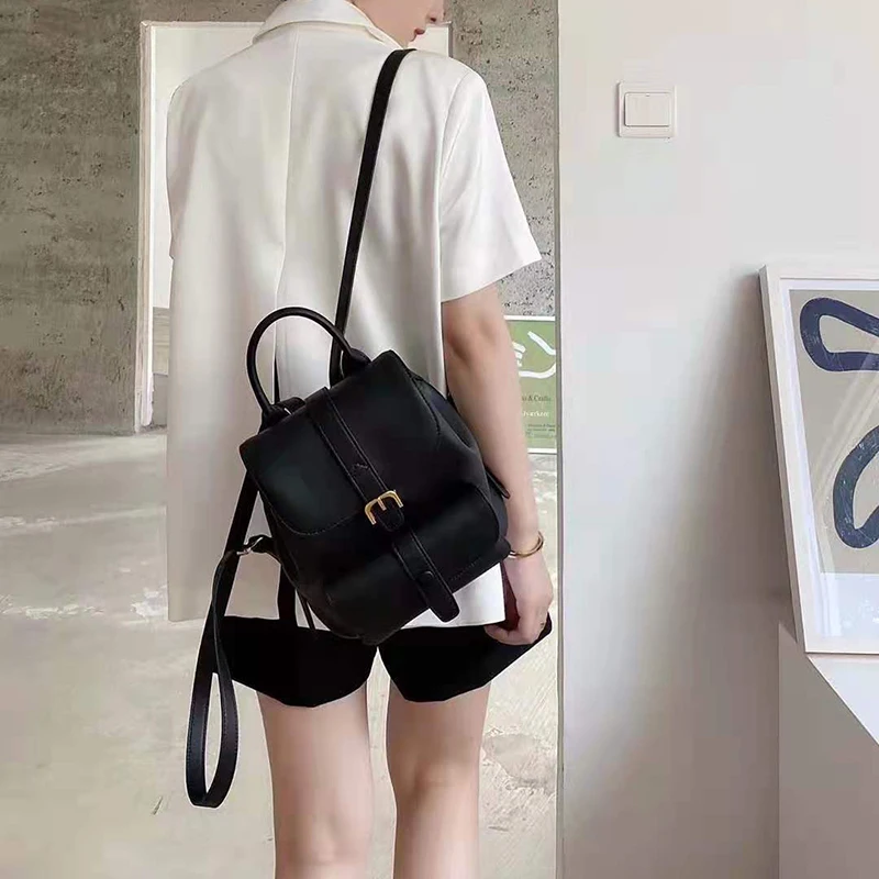 

Genuine Leather Backpack Laptop women Business Casual Back Pack Female Computer Bagpack Backpacking