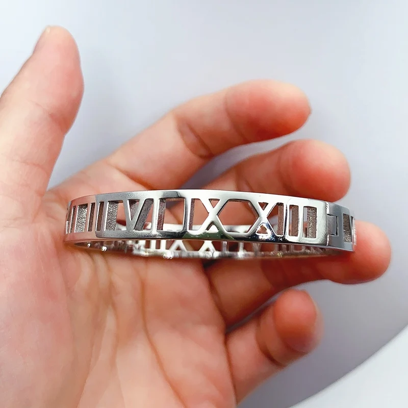 

SHINETUNG S925 Sterling Silver chic Roman numeral bracelet, 1:1 high-end women's jewelry Valentines Birthday GIFT
