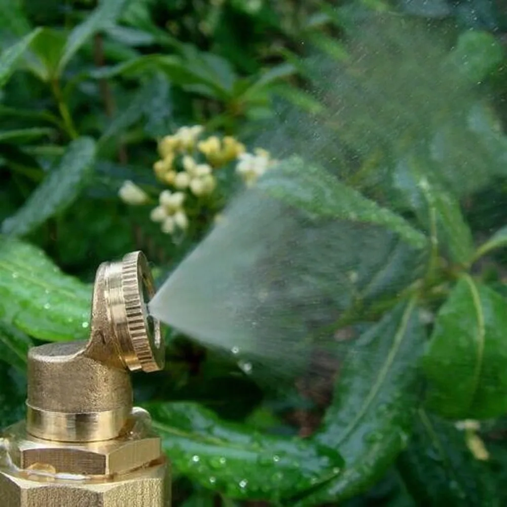 Регулируемый латунный спрей для распыления спринклеры сада штуцера шланга воды