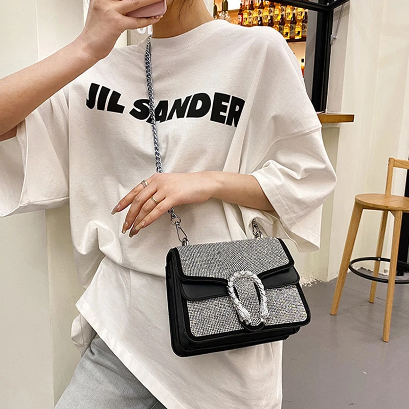 

Luxury Design Sparkling Diamond Flap Handbag 2021 Trendy Shiny Crystal Crossbody Purses Ins Fashion Chains Female Shoulder Bolsa