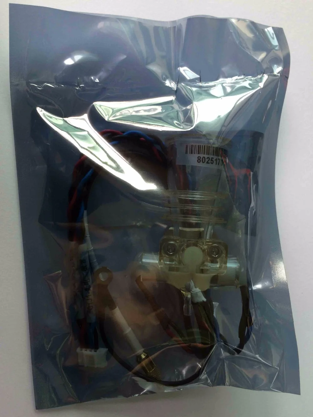 

Новая Оригинальная камера R ayto RBC (Rayto RT7600)