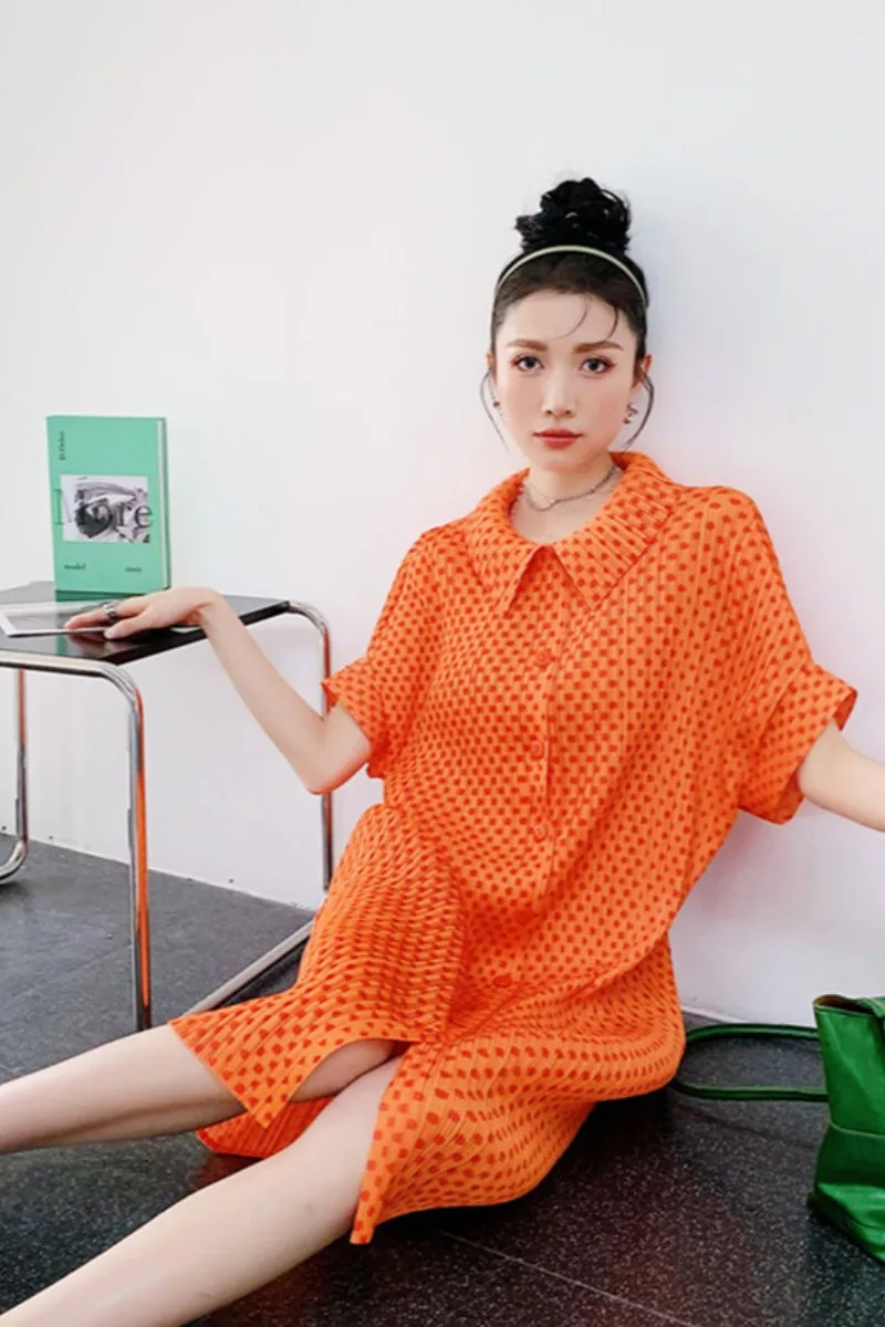 

Fashion Solid Loose T Shirt Dress Female Temperament Doll Collar Loose Single-Breasted Crumple Dot Office Lady Dress Summer 2021