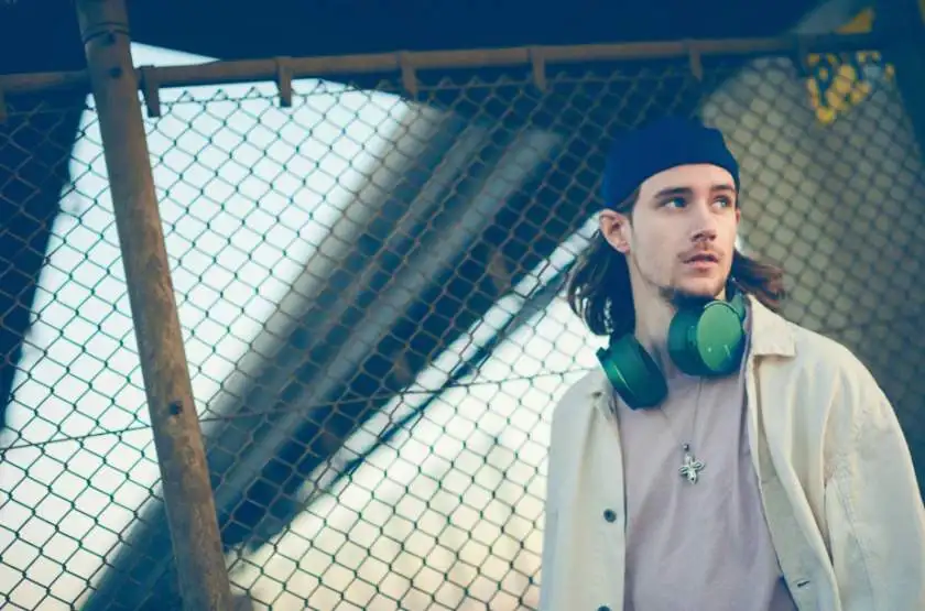 

USED Sony XB950N1 Extra Bass Wireless Noise Canceling Headphones, Black