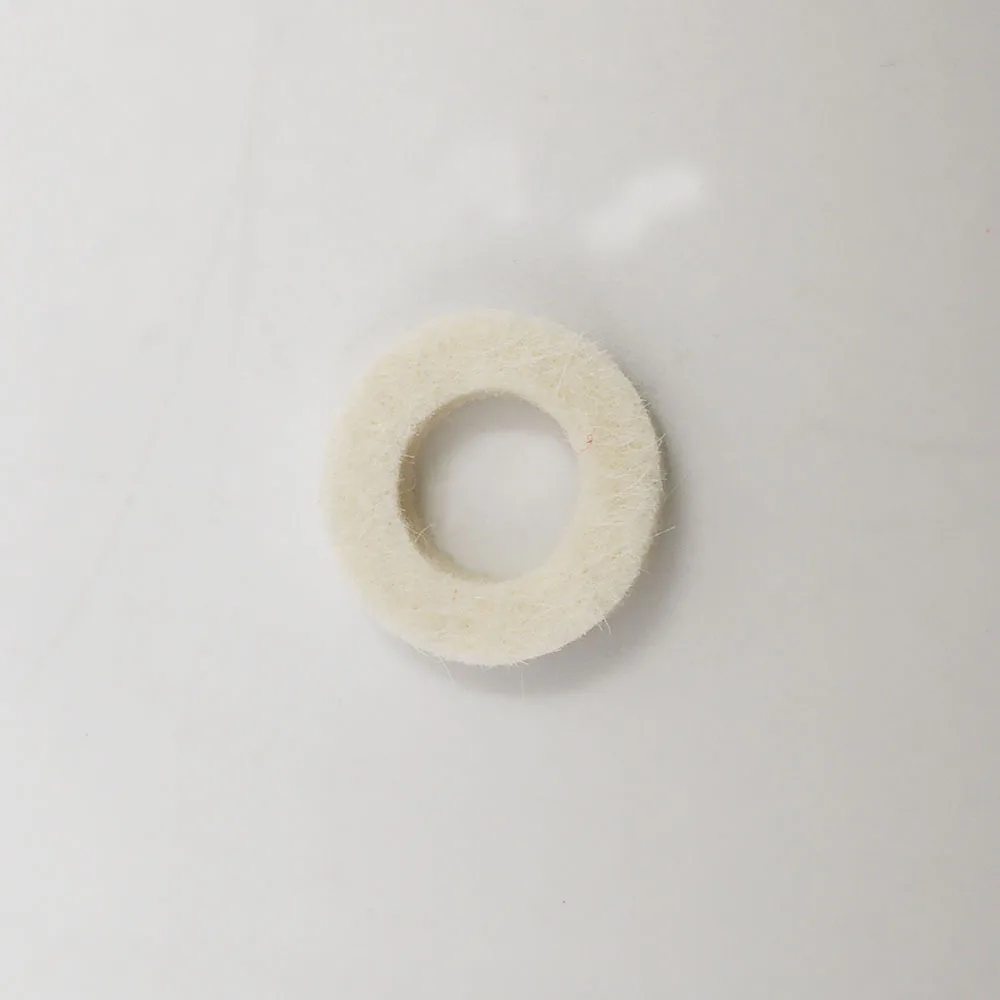 Маленькая шерстяная подкладка с кнопками белая (10 шт.) маленький тромбон номером