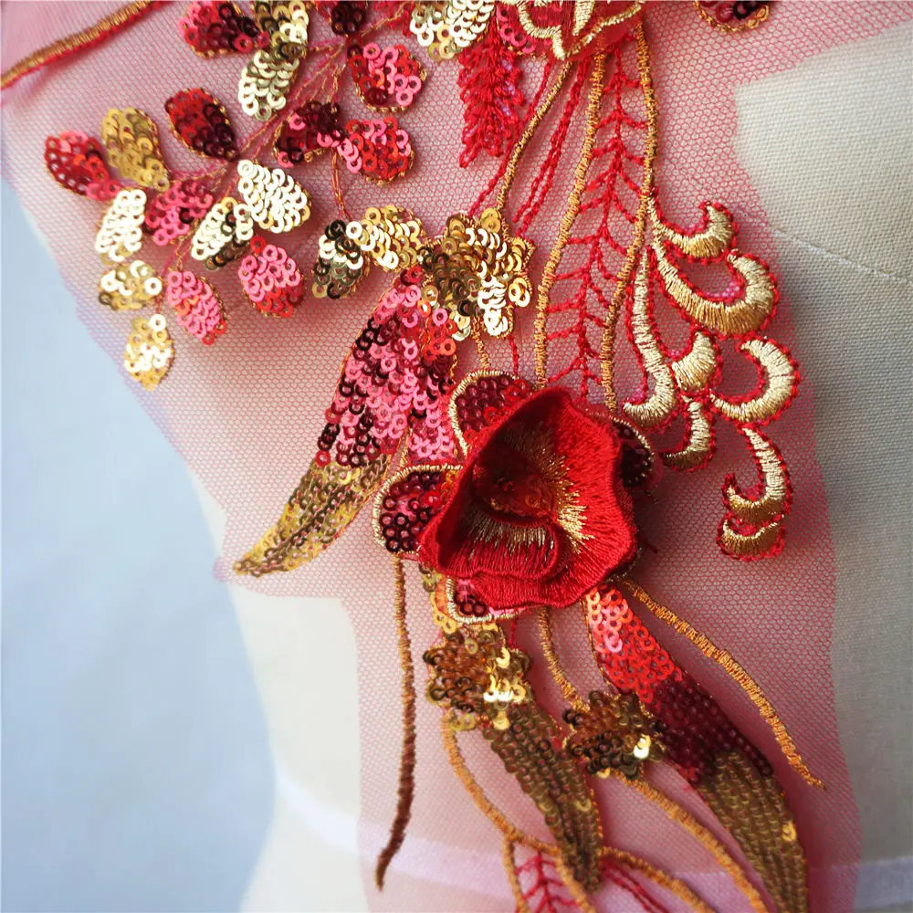 Кружевная ткань с красными золотыми блестками и цветами вышитая кисточка