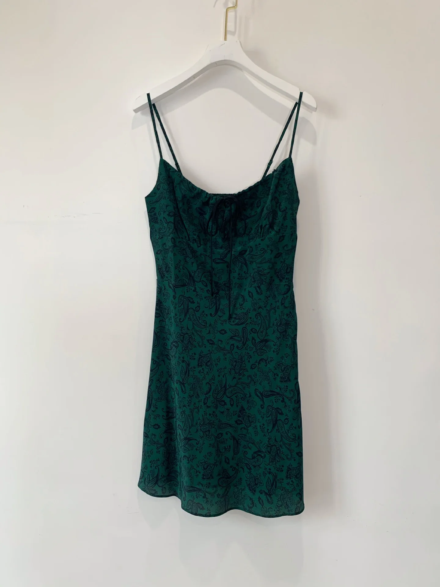 

Women Sleeveless Mini Dress 2021 New Spring Summer Silk Printed Sexy Backless Sling Ladies Short Robes