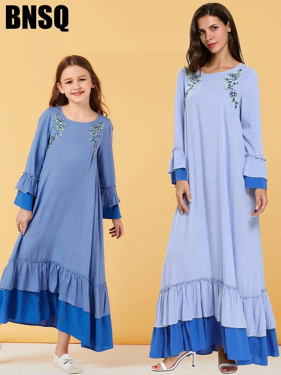 Длинное платье с вышивкой для мамы и дочки Детская одежда Одинаковые комплекты