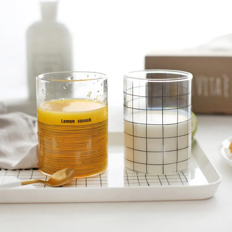 

Милая стеклянная кружка с клетчатым узором, прямая чашка для кофе, молока, чая, бокалы для вина, подарок для любимого, кружка, бокал для вина, ...