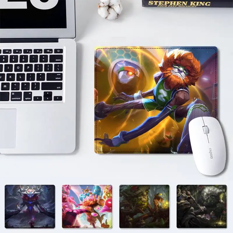 

Small League of Legends Ivern office Mat Keyboard Mat Desk Durable Desktop Mousepad Rubber Gaming Small Mouse Pad Mouse Mat