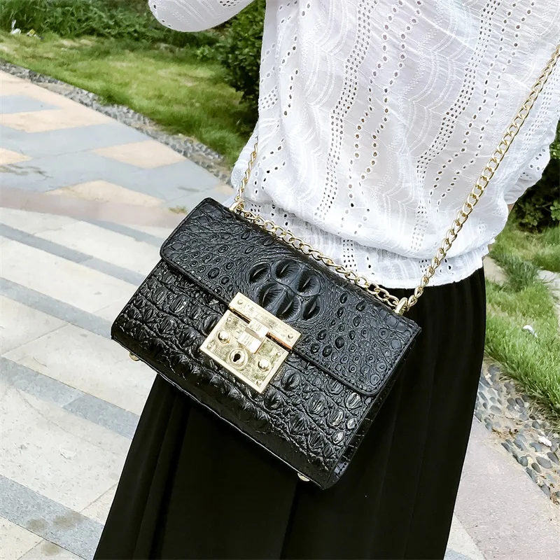 

2021 Fashion Small Women Bag Pu Leather Chain Handbags PU Shoulder Bag Flap Black Crossbody Bags for Women Messenger Bags TB1729