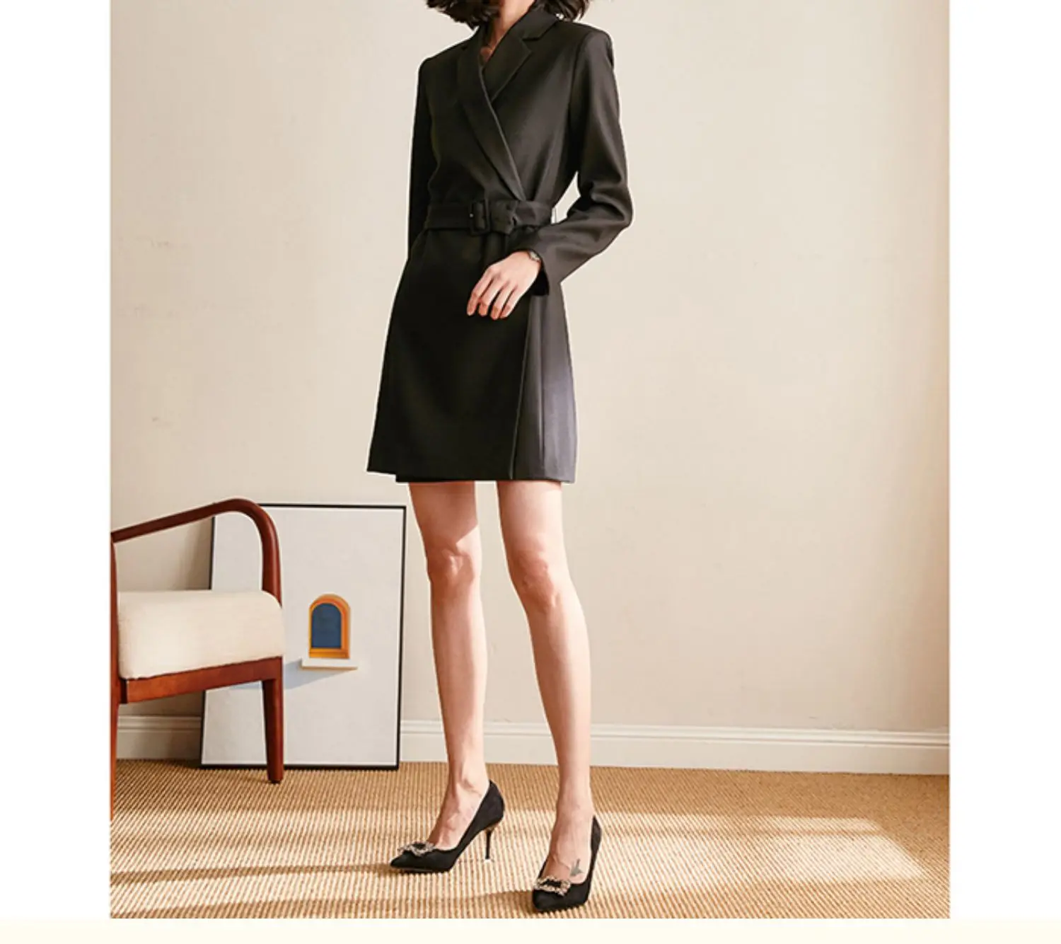 Женское платье весна-лето 2019 новый костюм с длинными рукавами и воротником